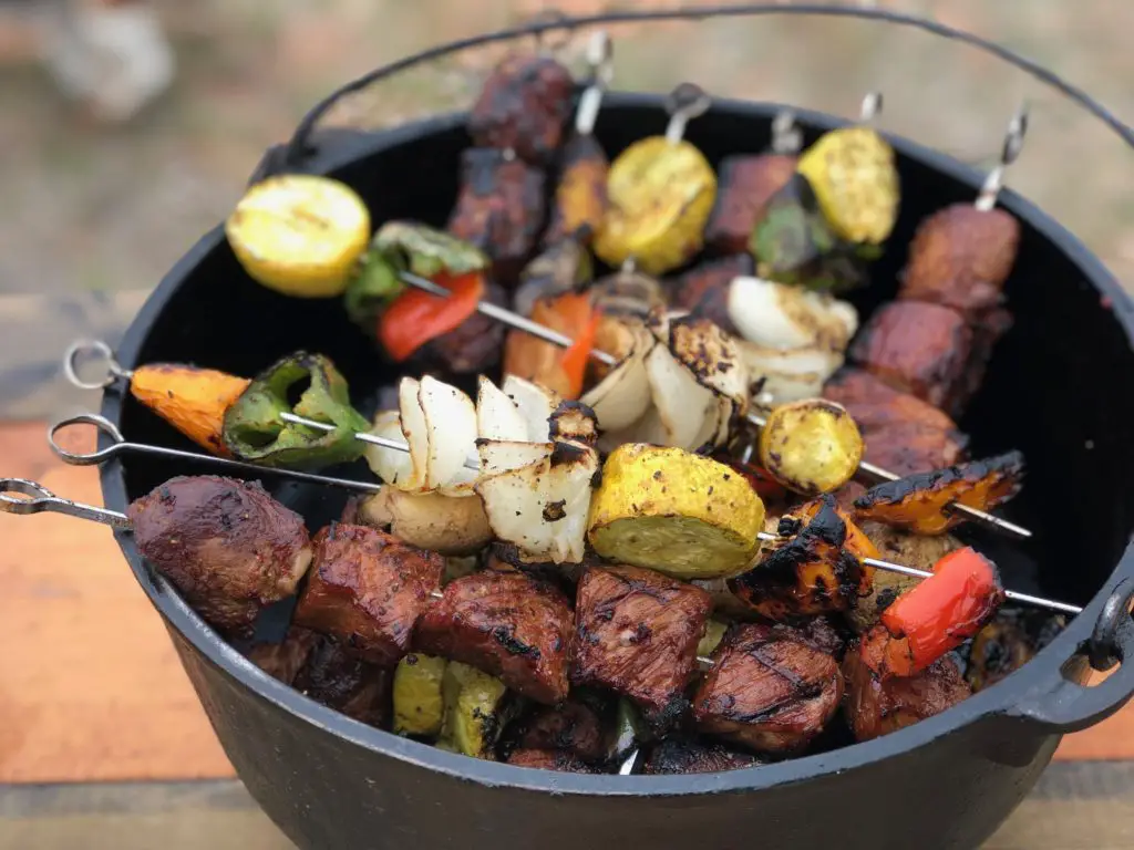 Grilled skewers with meat and vegetables.