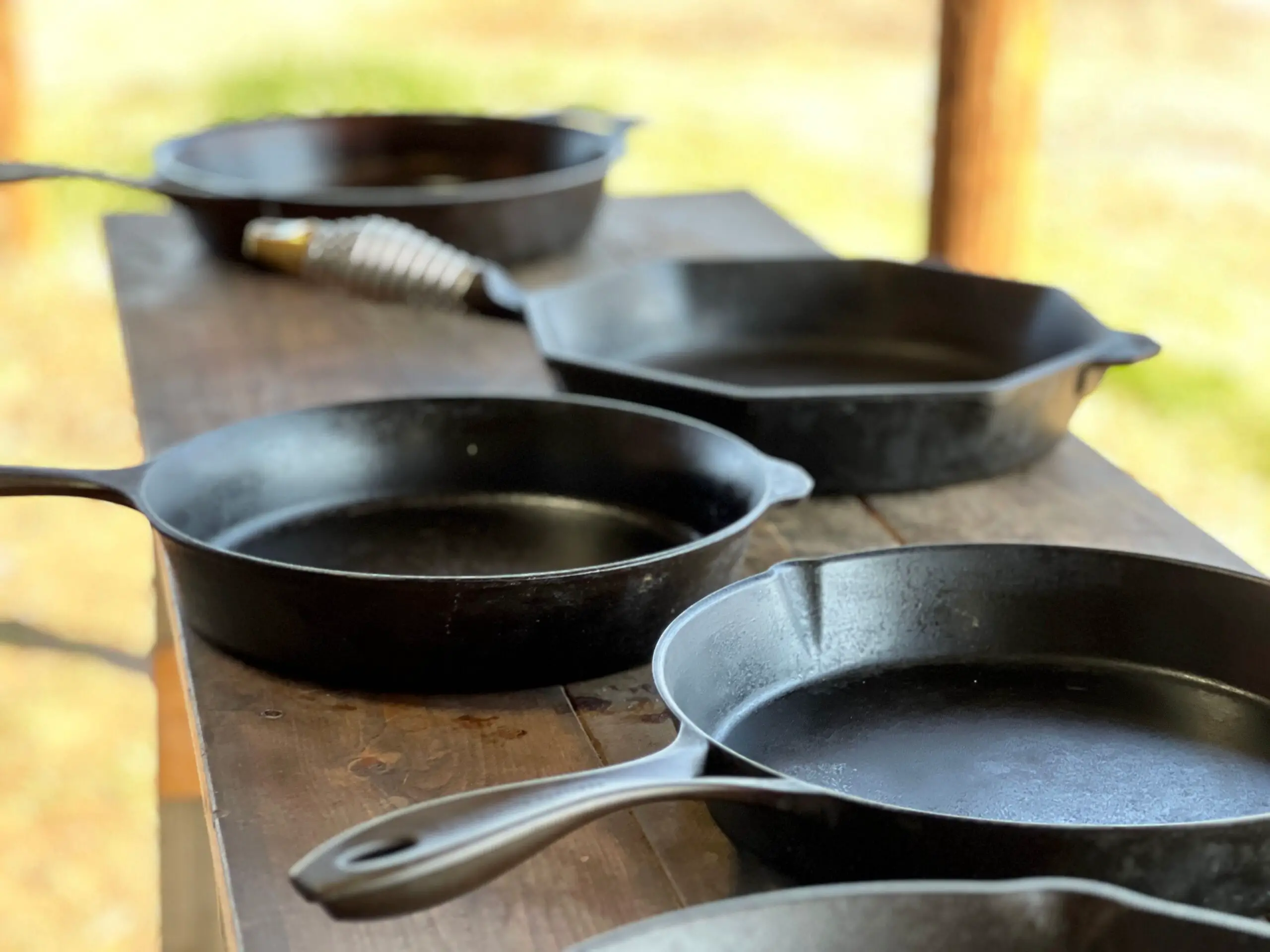 Cast Iron Cooking with Cowboy Kent Rollins� - StressLess Camping
